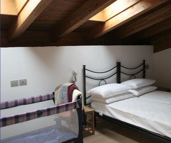 B&B Gardumo Ronzo-Chienis Rum bild